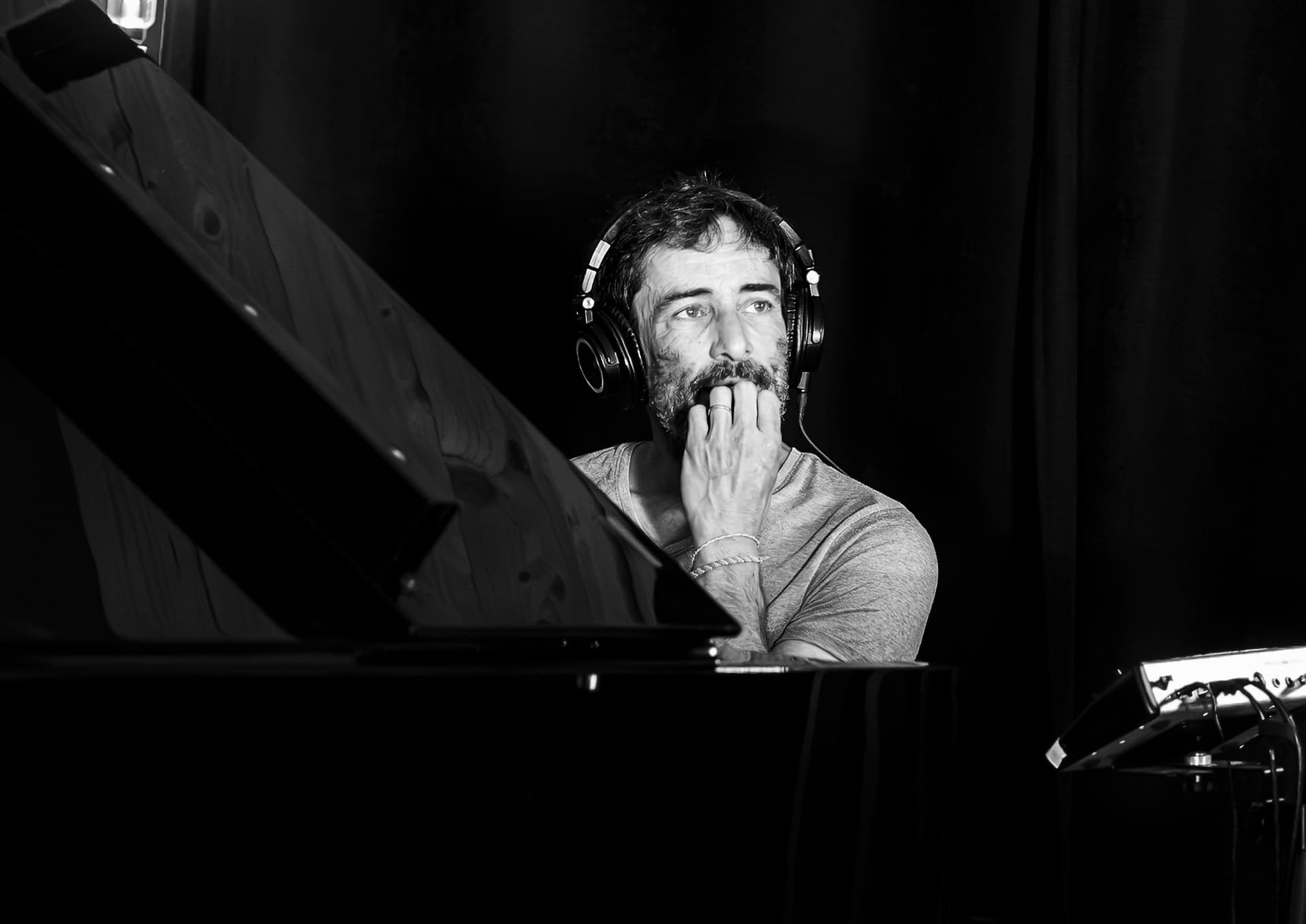 Clément Vidal-Naquet, Piano au sein de JAWA